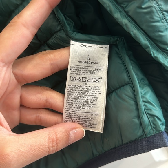 EUC Men’s GAP Puffer Jacket - Picture 4 of 4